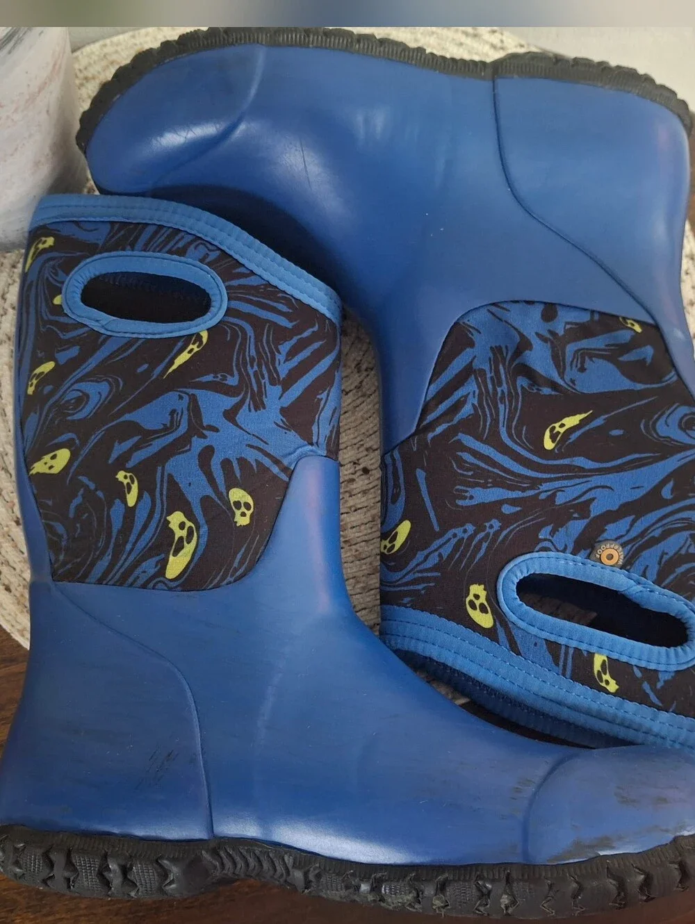 Blue Bogs K York SpookyPull-On Rain/Snow Boots Size 6.